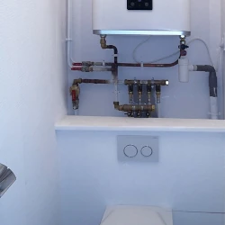 WC / CHAUFFE-EAU